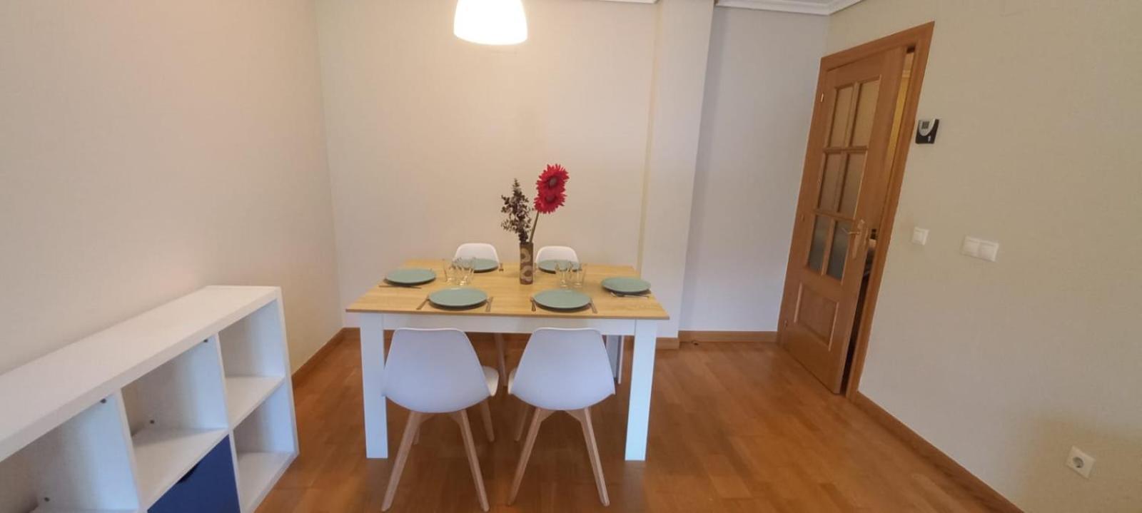 Appartement Con 3 Y Garaje A 10 Minutos De *